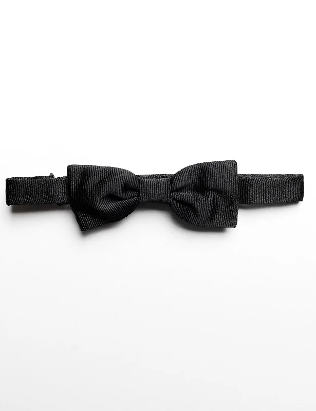 Formal Bowtie in Black Grosgrain