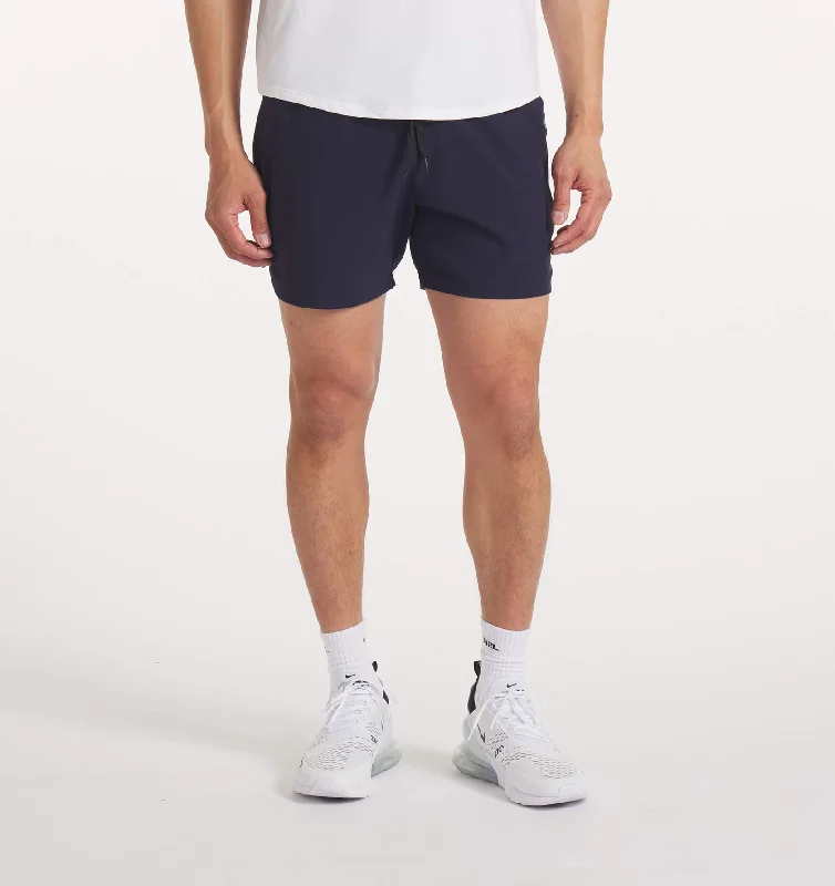 Men's Pants with Hidden ButtonsStride Short [5.5"]