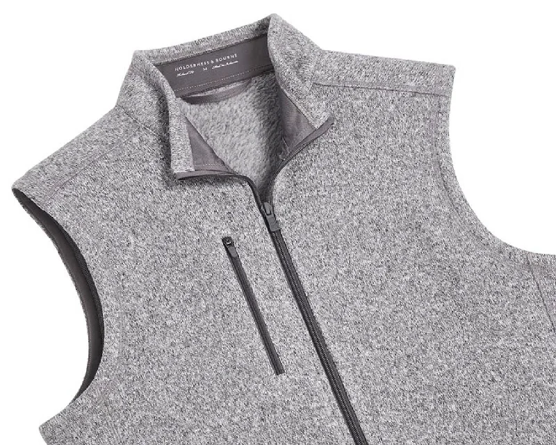 Men's Coats for TravelThe Ashby Vest: Heathered Gray